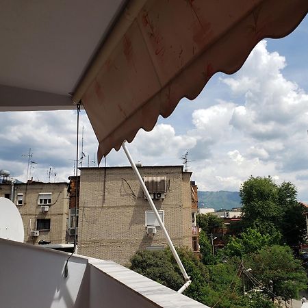 טיראנה Leones Apartament מראה חיצוני תמונה