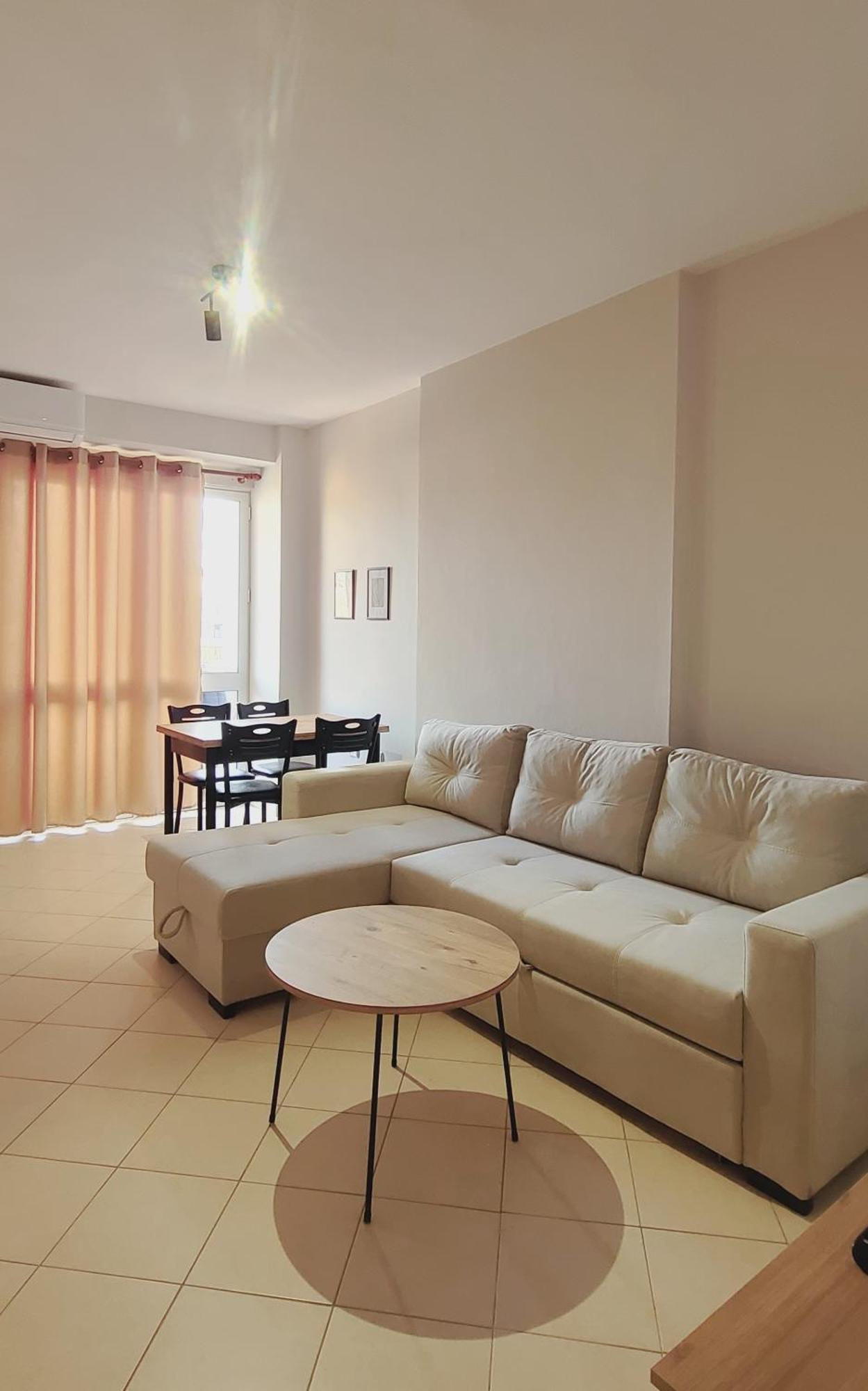 טיראנה Leones Apartament מראה חיצוני תמונה